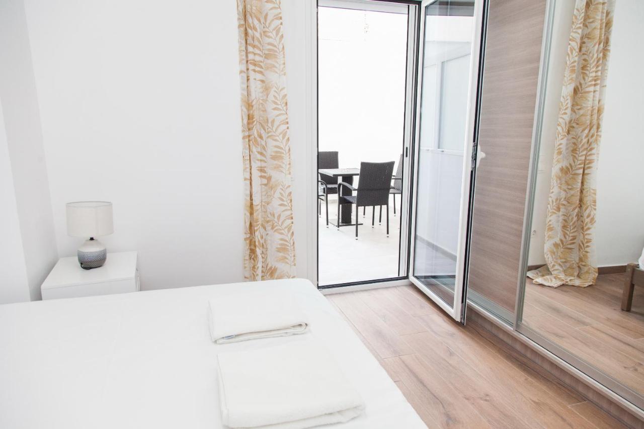 Gorgeous Apartment In Athens Gtd8280-02 Atenas Exterior foto