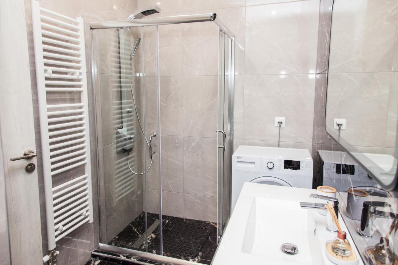 Gorgeous Apartment In Athens Gtd8280-02 Atenas Exterior foto