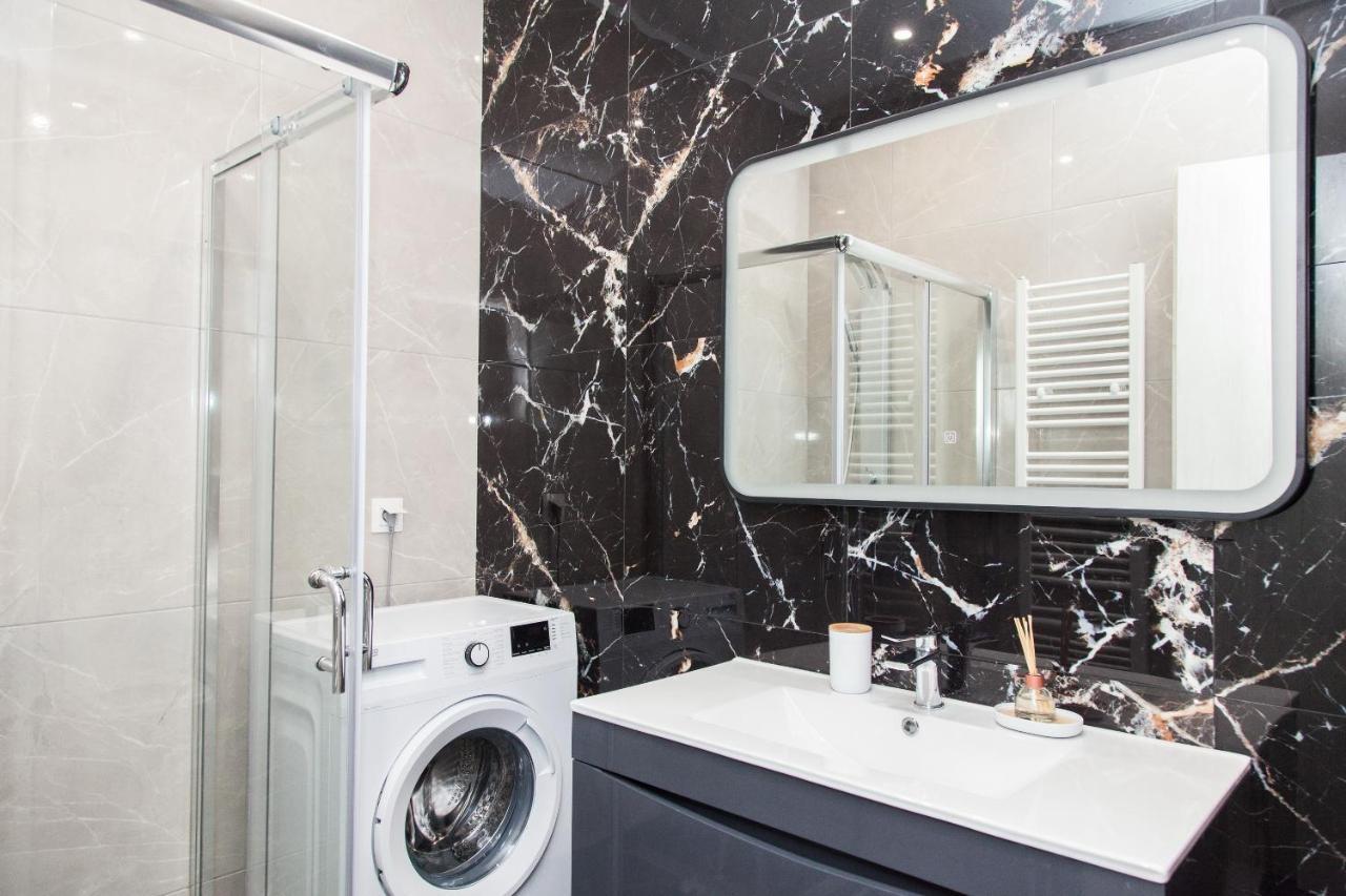 Gorgeous Apartment In Athens Gtd8280-02 Atenas Exterior foto